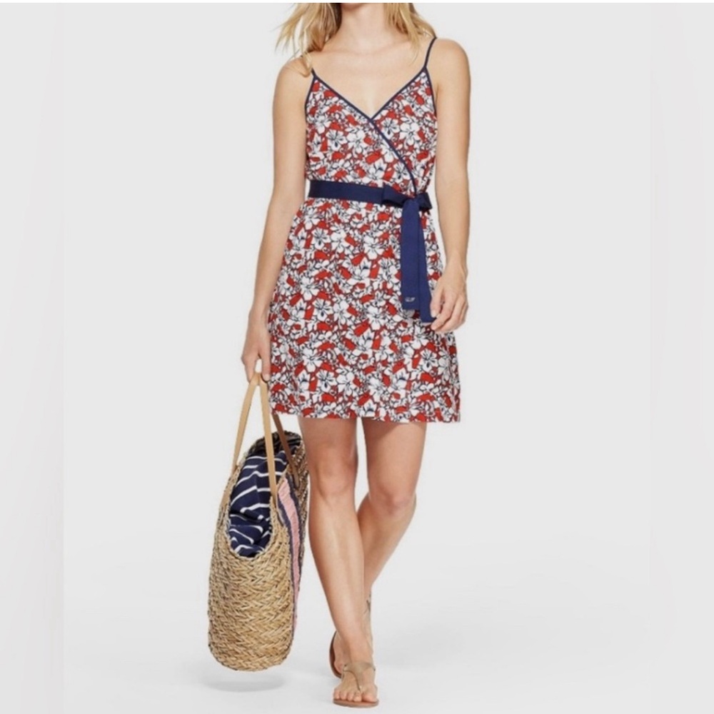Vineyard vines dress